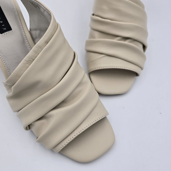 NWT Sanctuary Regal Heeled Leather Sandals, Bone, 10M - Picture 6 of 16